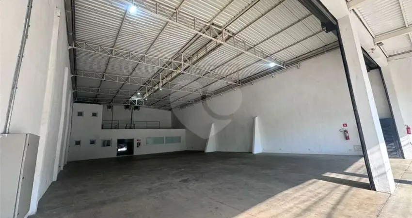 Barracão / Galpão / Depósito à venda na Avenida Ivo Mário Isaac Pires, 4273, Jardim Rio das Pedras, Cotia