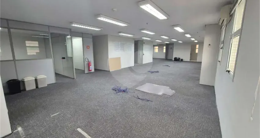 Sala comercial para alugar na Rua Barão do Triunfo, 73, Brooklin Paulista, São Paulo