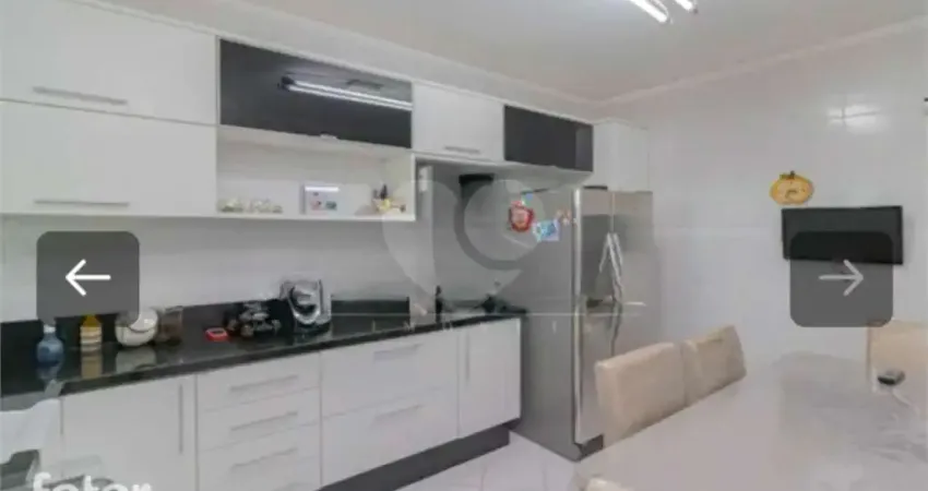 Casa com 3 quartos à venda na Rua Berna, 131, Utinga, Santo André