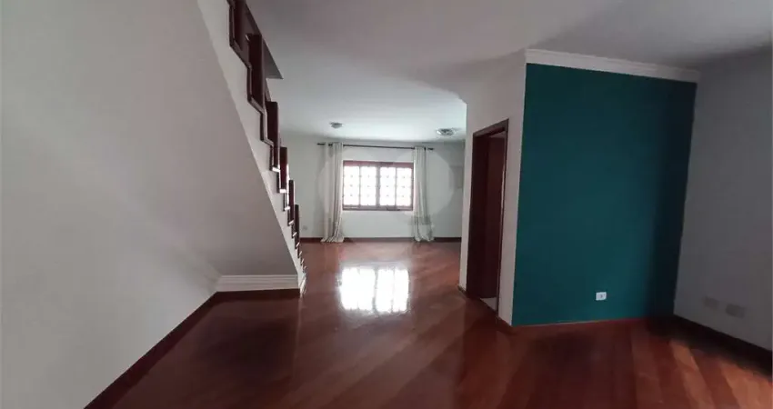 Casa em condomínio fechado com 4 quartos à venda na Rua Fantina Lobo Moreira de Campos, 78, Cidade São Francisco, São Paulo