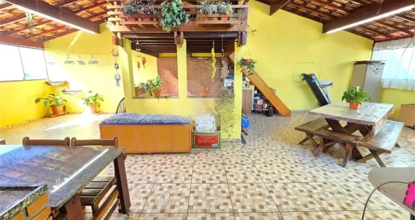 Casa com 2 quartos à venda na Rua Arcângelo, 71, Cidade Antônio Estevão de Carvalho, São Paulo