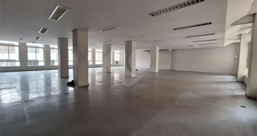 Sala comercial para alugar na Rua Quinze de Novembro, 228, Centro, São Paulo