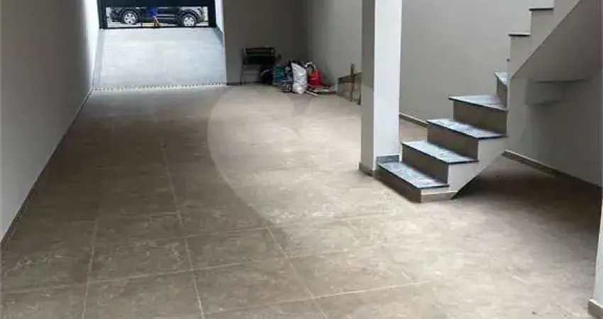 Casa com 3 quartos para alugar na Rua Vera, 176, Jardim Santa Mena, Guarulhos