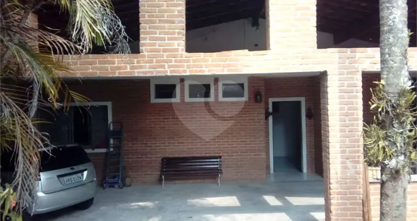 Casa com 3 quartos à venda na Via Tupi, 135, Jardim Santa Mônica, Barueri