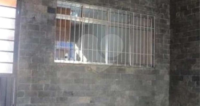 Casa com 3 quartos à venda na Rua Cecília Davy, 184, Jardim Cidade Pirituba, São Paulo