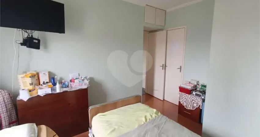 Apartamento com 3 quartos à venda na Rua Teodureto Souto, 922, Cambuci, São Paulo