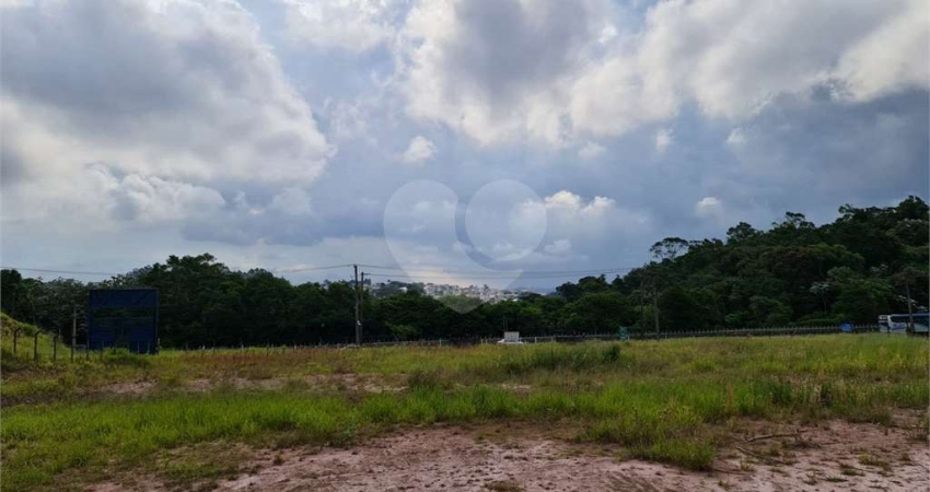 Terreno à venda na Avenida Alberto Santos Dumont, 100, Fazenda Capelinha, Mogi das Cruzes