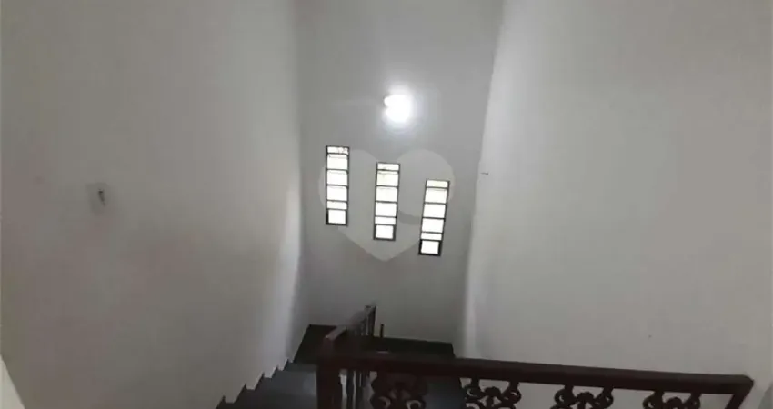 Casa com 3 quartos à venda na Rua Silvestre Lourenço da Silva, 47, Vila Yolanda, Osasco