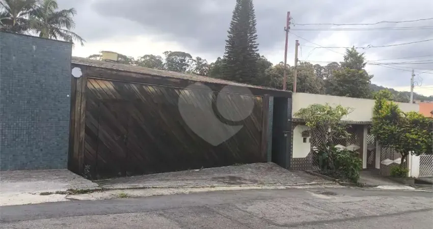 Casa com 3 quartos à venda na Rua Messina, 418, Jardim Leonor Mendes de Barros, São Paulo