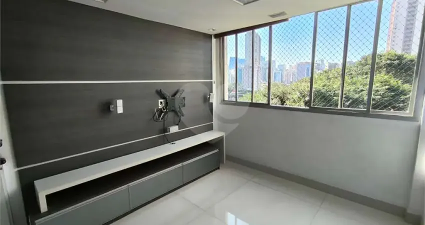 Apartamento com 2 quartos à venda na Avenida Nova Independência, 786, Brooklin Paulista, São Paulo