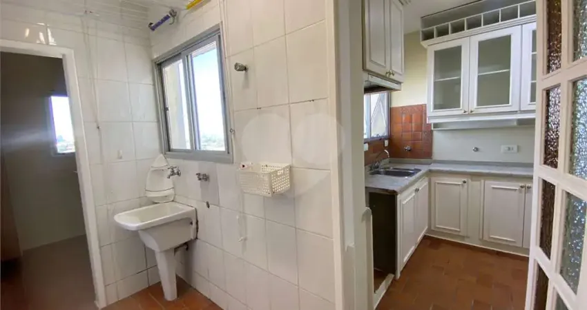 Apartamento com 3 quartos à venda na Rua Antônio Borba, 141, Vila Madalena, São Paulo