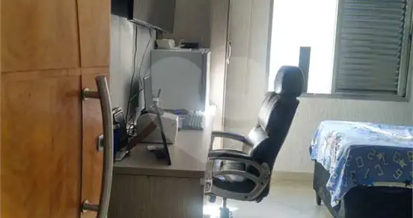 Casa com 3 quartos à venda na Rua Cássio de Almeida, 737, Vila Guilherme, São Paulo