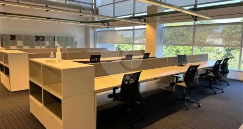 Casa comercial para alugar na Rua Werner Von Siemens, 111, Lapa de Baixo, São Paulo