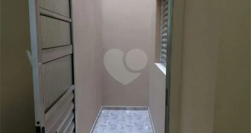 Casa com 8 quartos à venda na Estrada das Rosas, 935, Santa Maria, Osasco