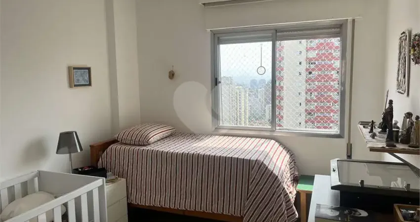 Apartamento com 3 quartos à venda na Rua Cajaíba, 45, Pompéia, São Paulo
