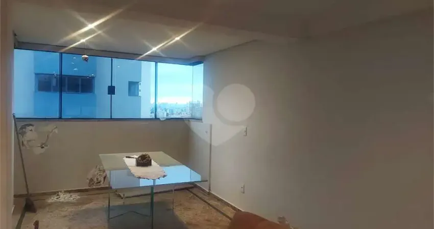 Apartamento com 3 quartos para alugar na Rua Franco Paulista, 67, Água Fria, São Paulo