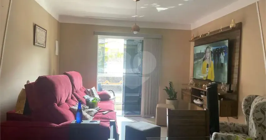 Casa com 3 quartos à venda na Rua Luiz de Almeida Fernandes, 574, Itaquera, São Paulo