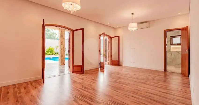 Casa em condomínio fechado com 4 quartos à venda na Rua Babilônia, 5, Jardim Passárgada I, Cotia