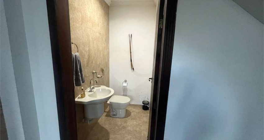Casa em condomínio fechado com 3 quartos à venda na Estrada do Itapeti, 100, Parque Residencial Itapeti, Mogi das Cruzes