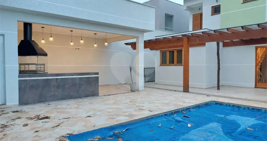 Casa em condomínio fechado com 3 quartos à venda na Rua das Laranjeiras, 135, Parque dos Lagos, Mogi das Cruzes