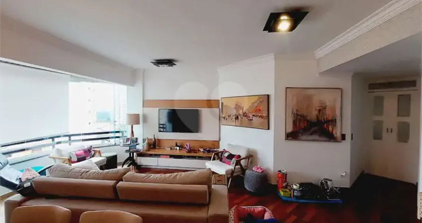 Apartamento com 3 quartos à venda na Rua Bergamota, 190, Alto da Lapa, São Paulo