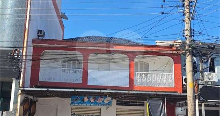 Prédio à venda na Avenida Benedito Andrade, 454, Vila Pereira Barreto, São Paulo