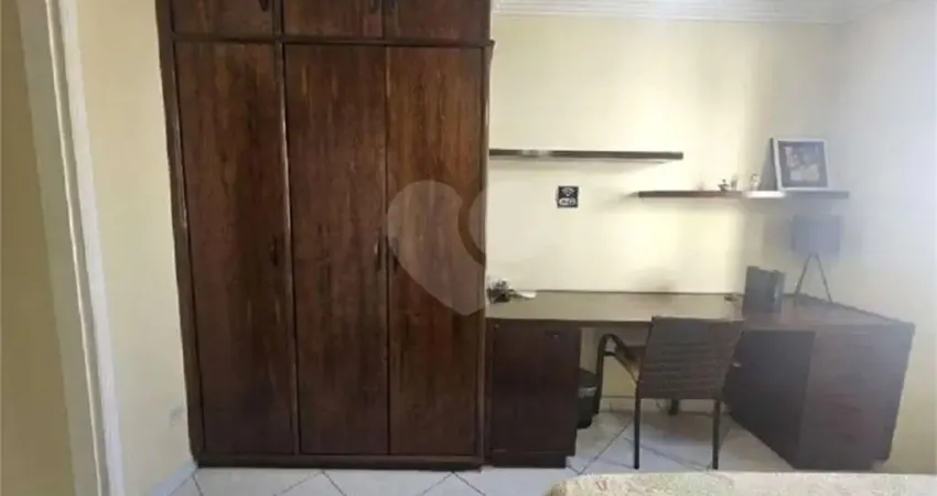 Casa em condomínio fechado com 3 quartos à venda na Rua Vitória, 124, Vila Adelaide Perella, Guarulhos