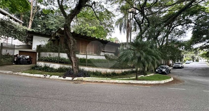 Casa com 3 quartos à venda na Rua Marjorie Prado, 142, Jardim Marajoara, São Paulo