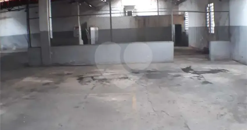 Barracão / Galpão / Depósito à venda na Rua Américo Brasiliense, 1582, Chácara Santo Antônio, São Paulo