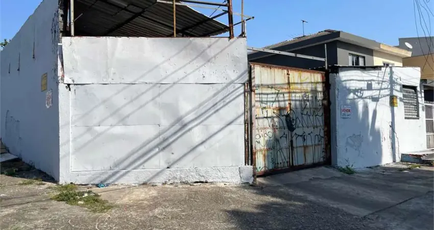 Terreno à venda na Avenida Lourival Fontes, 1, Jardim Planalto, São Paulo