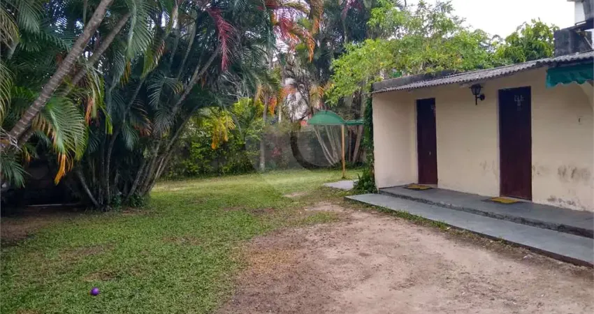 Chácara / sítio com 4 quartos à venda na Rua José de Alencar, 37, Vila Maria Augusta, Itaquaquecetuba