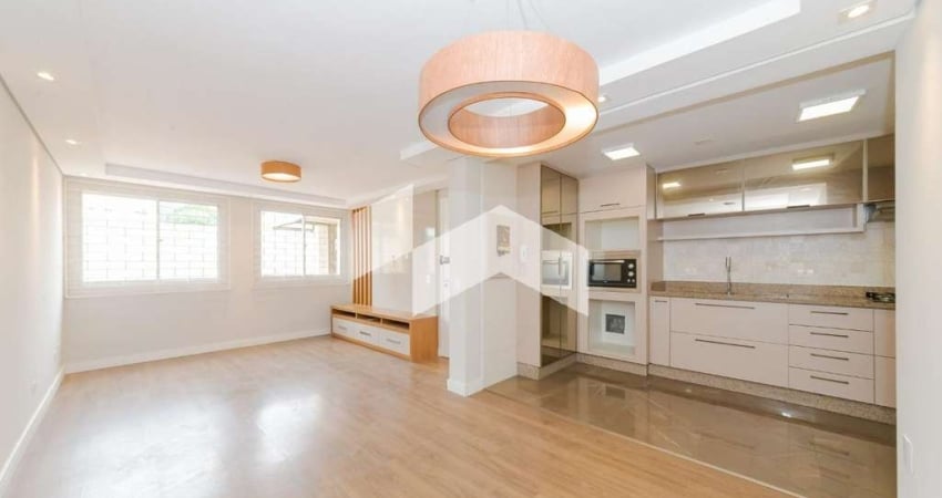 Apartamento com 92 m², 2 quartos sendo 1 suíte à venda no bairro Bacacheri.
