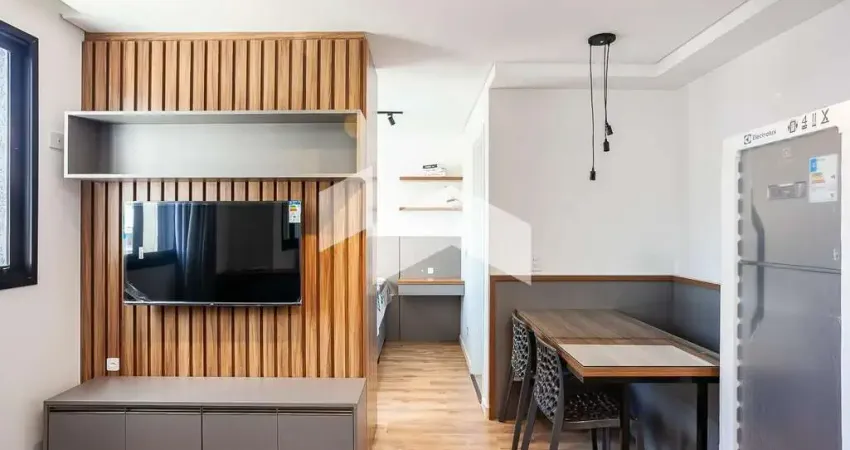 APARTAMENTO COM UM DORMITÓRIO NO CENTRO DE CURITIBA