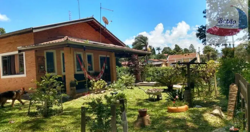 Casa para venda em águas da prata, fonte platina, 3 dormitórios, 1 suíte, 3 banheiros, 6 vagas