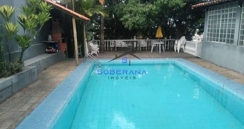 Casa com 4 quartos à venda na Senador Nilo Coelho, --, Céu Azul, Belo Horizonte