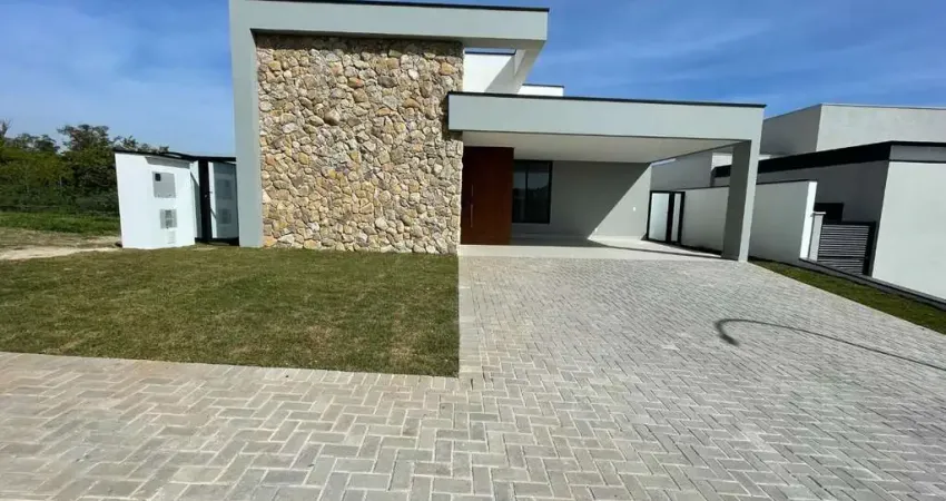Casa à venda, 3 quartos, 3 suítes, 4 vagas, Alphaville 3 - Votorantim/SP