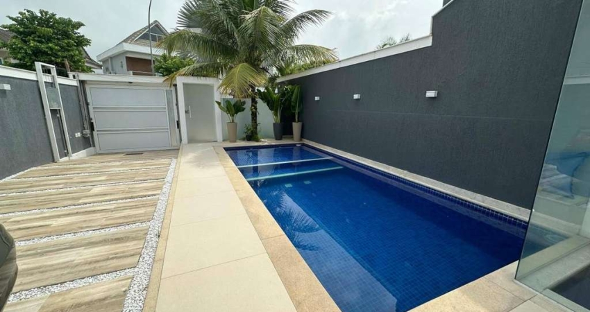 Maravilhosa Casa no Recreio dos Bandeirantes, 5 Quartos, 4 Suítes, 350 m², Condomínio Riviera Del Sol