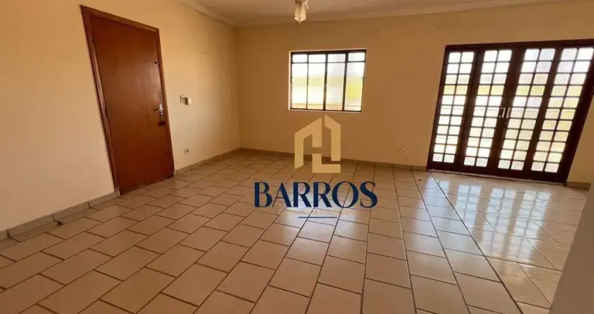 Casa à venda 3 dormitórios, 304m2 - Bairro Nova Piracicaba - Piracicaba, SP