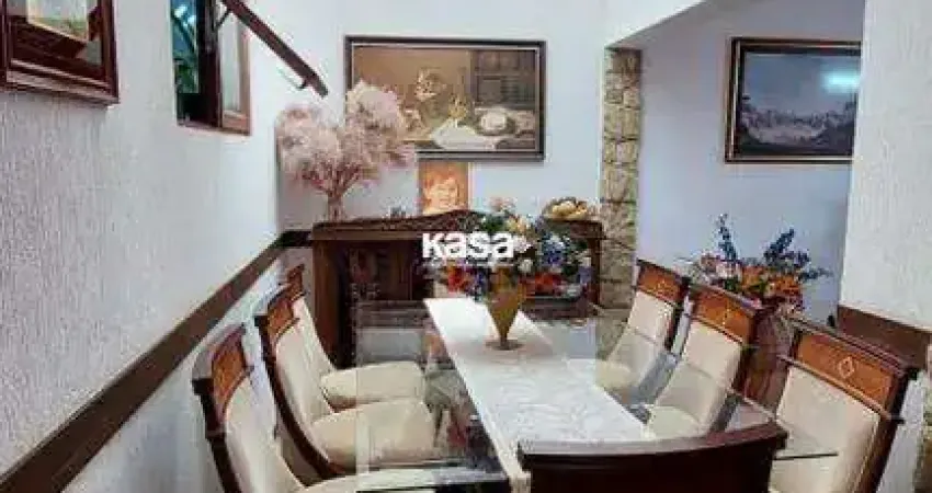 Casa à venda com 4 quartos (1 Suíte) no Bairro do Altos de Bragança em Bragança Paulista/SP.