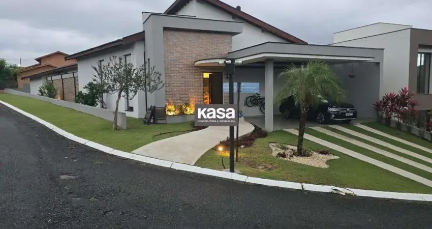 Casa à venda com 4 suítes no condomínio flamboyan em bragança paulista-sp