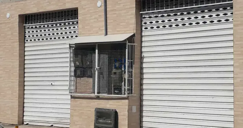 Oportunidade à venda: ponto comercial, 130 m², 2 banheiros com excelente localização no bairro paripe, salvador/ba
