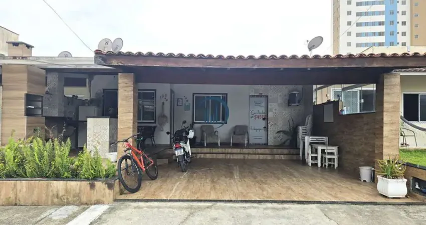 VENDE-SE Casa com 3 Quartos, área Gourmet com Churrasqueira e 2 vagas de Garagens no Condomínio Mais Viver Alagoinhas