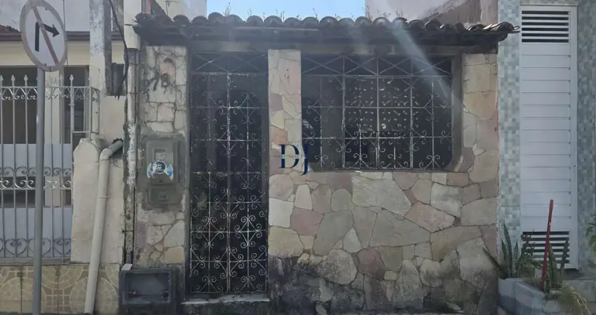 Casa á venda no centro de alagoinhas - perfeita para morar ou empreender