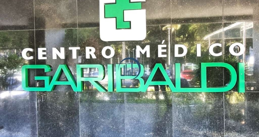 Venda - Sala Comercial 69m2, Centro Médico Garibaldi