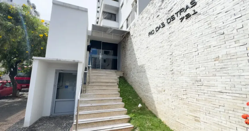 Vendo apto reformado a 4 quadras do parque vaca brava por  4.800 o m2