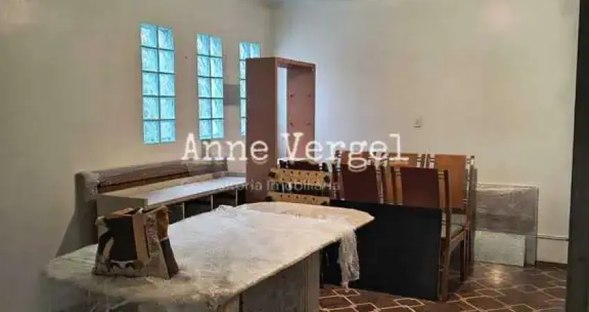 Casa Térrea 3 quartos c suíte à venda no km 18 em Osasco c quintal 286m2 com 2 vagas próximo à Estação e Avenida dos Autonomistas