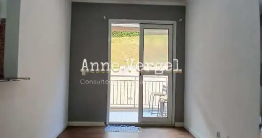 Apartamento à venda 2 quartos em Carapicuíba 50m2 c 1 vaga e varanda c churrasqueira reformado c móveis planejados