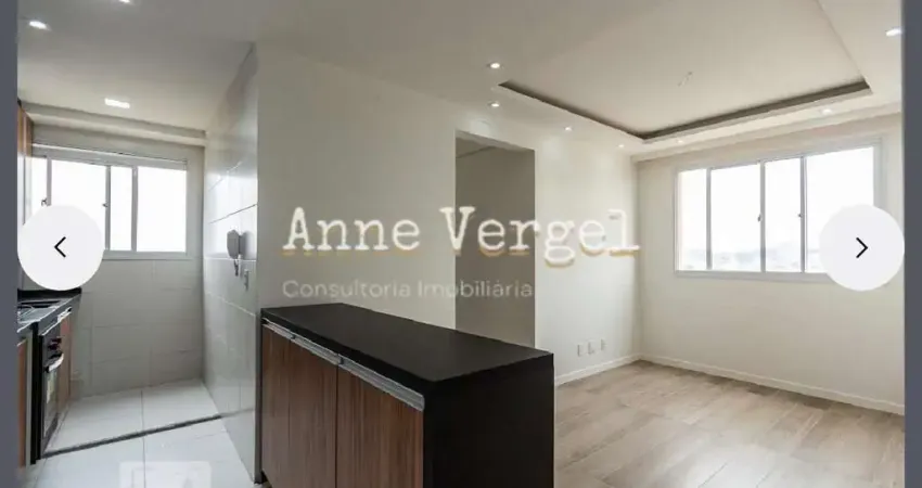 Apartamento com 2 quartos à venda no Bairro Jardim Taboão em SP com 41m² e 1 vaga de carro próximo à Estação Vila Sônia