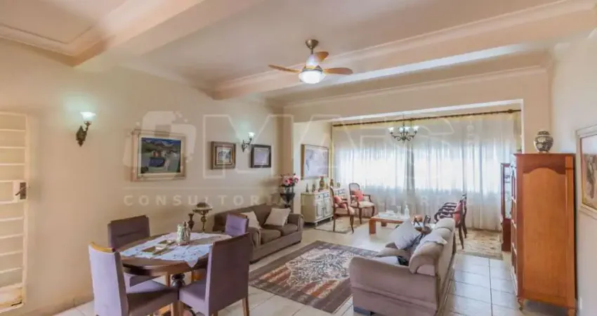 Casa com 3 quartos à venda na Avenida 15, Centro, Barretos