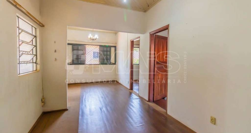 Casa à venda, 241 m² por R$ 290.000,00 - Centro - Barretos/SP